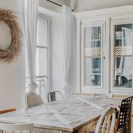 Beautiful Parisian Full Of Light דירה *